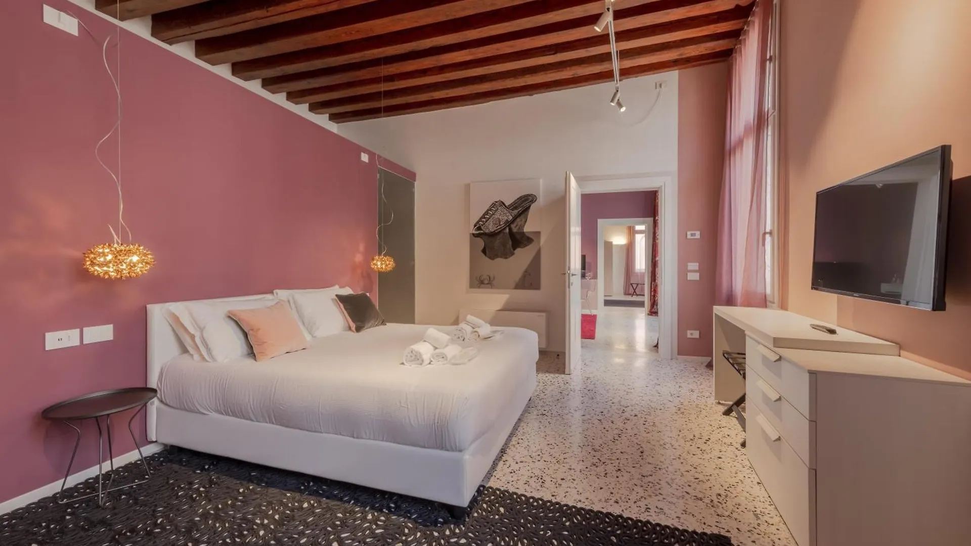 Apartment Tadomo - Corte Del Cafetier Venedig Italien